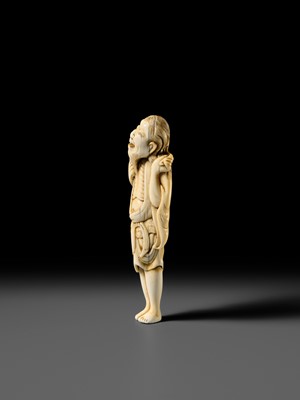 Lot 110 - A RARE TALL IVORY NETSUKE OF AN IMMORTAL WITH AN OCTOPUS