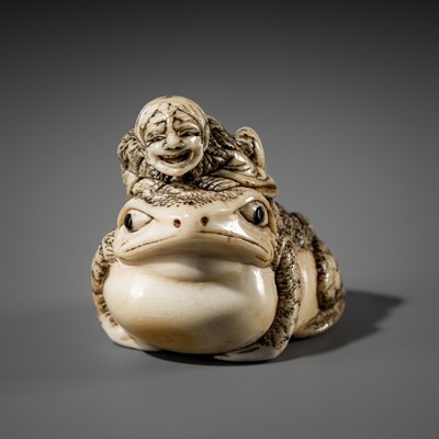 Lot 362 - AN OSAKA SCHOOL IVORY NETSUKE OF GAMA SENNIN ON A HUGE TOAD
