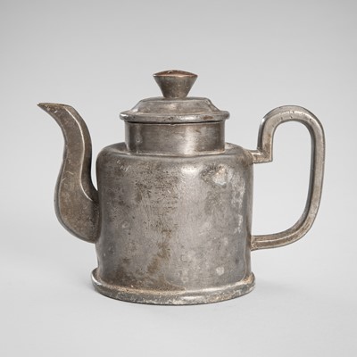 Lot 1013 - A PEWTER TEAPOT, LATE QING DYNASTY TO REPUBLIC PERIOD