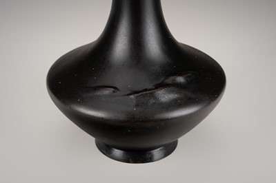 Lot 11 - A SIGNED LARGE BRONZE VASE WITH STYLIZED DECORATION