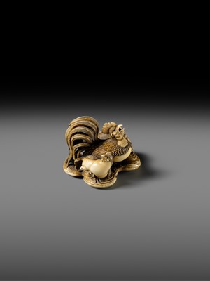 Lot 165 - RANTEI: A SUPERB AND LARGE IVORY NETSUKE OF A COCKEREL WITH TWO HENS AND YOUNG
