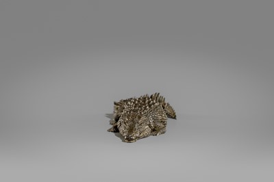 Lot 48 - YASUNOSUKE: A RARE BRONZE ARTICULATED OKIMONO OF A COCODRILE