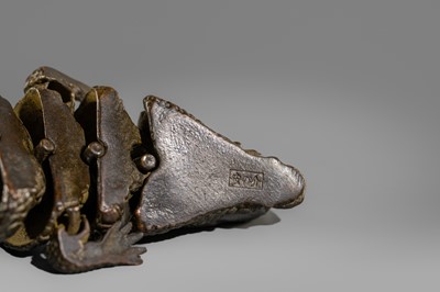 Lot 48 - YASUNOSUKE: A RARE BRONZE ARTICULATED OKIMONO OF A COCODRILE