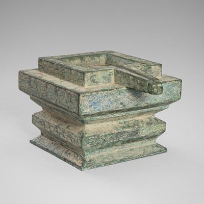 Lot 1311 - A BRONZE YONI, KHMER STYLE, 12TH-13TH CENTURY OR LATER