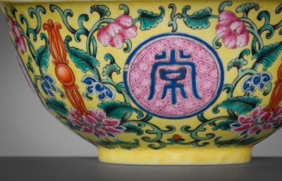 Lot 168 - AN IMPERIAL YELLOW-GROUND FAMILLE ROSE ‘FORI CHANGMING’ BOWL, QIANLONG MARK AND PERIOD