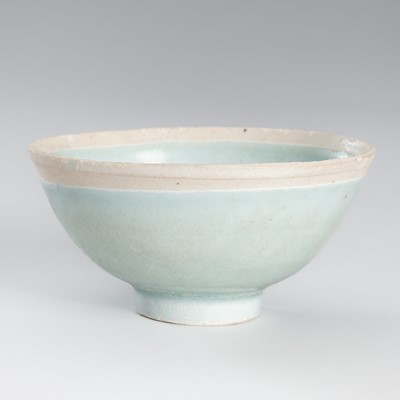 Lot 1083 - A QINGBAI GLAZED PORCELAIN CUP, SONG DYNASTY