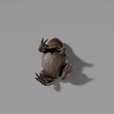 Lot 171 - A RARE YIXING FIGURE OF A TOAD, SIGNED CHEN MINGYUAN, EARLY QING DYNASTY