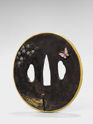 Lot 551 - A RARE SHIPPO INLAID IRON TSUBA, ATTRIBUTED TO HIRATA HIKOZO I