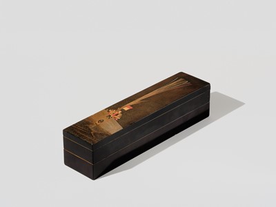 Lot 129 - HANAGENSAI TOSUI: A SUPERB LACQUER KOBAKO WITH A LADIES’ INDOOR ARCHERY SET