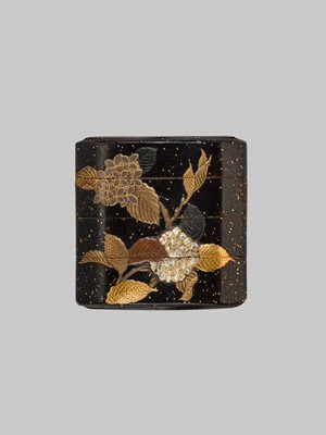 A FINE INLAID THREE-CASE LACQUER INRO WITH HYDRANGEAS AND A DRAGONFLY