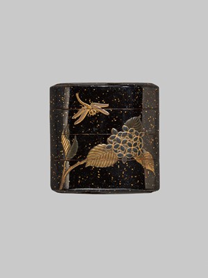 A FINE INLAID THREE-CASE LACQUER INRO WITH HYDRANGEAS AND A DRAGONFLY