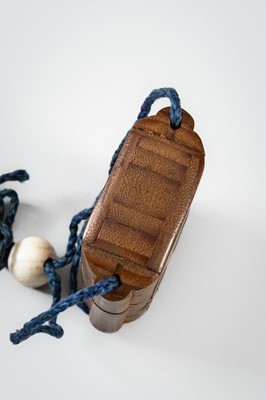 Lot 1422 - A RARE BAMBOO AND MARQUETRY INRO, ZESHIN SCHOOL