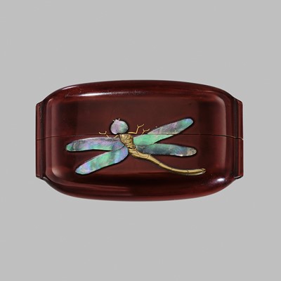 Lot 1424 - A FINE INLAID SINGLE-CASE LACQUER INRO WITH DRAGONFLIES
