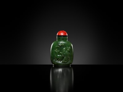 Lot 448 - A SPINACH-GREEN JADE ‘SHOULAO AND DEER’ SNUFF BOTTLE, 18TH-19TH CENTURY