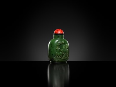 Lot 448 - A SPINACH-GREEN JADE ‘SHOULAO AND DEER’ SNUFF BOTTLE, 18TH-19TH CENTURY