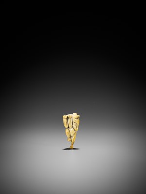 Lot 1491 - AN IVORY NETSUKE OF A DANCING KITSUNE