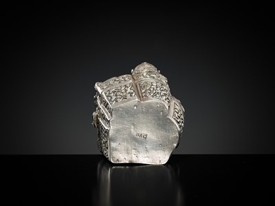 Lot 152 - A SILVER REPOUSSÉ ‘MACCHANU’ BOX AND COVER, PHNOM PENH, CIRCA 1900