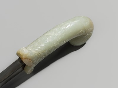 Lot 216 - A MUGHAL JADE-HILTED DAGGER AND SCABBARD, 17TH-18TH CENTURY