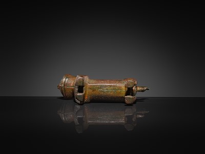 Lot 562 - A RARE KHORASAN BRONZE ‘LION’ PADLOCK, 12TH CENTURY