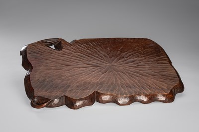 Lot 99 - A FINELY CARVED WOOD KOBON (INCENSE TRAY) WITH LOTUS