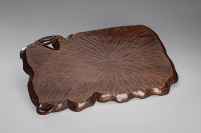 Lot 99 - A FINELY CARVED WOOD KOBON (INCENSE TRAY) WITH LOTUS