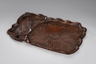 Lot 99 - A FINELY CARVED WOOD KOBON (INCENSE TRAY) WITH LOTUS