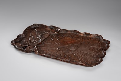 Lot 99 - A FINELY CARVED WOOD KOBON (INCENSE TRAY) WITH LOTUS