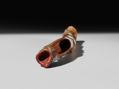 A VERY LARGE RINPA-STYLE KISERUZUTSU (PIPE CASE) WITH LEAFY VINES AND GOURDS