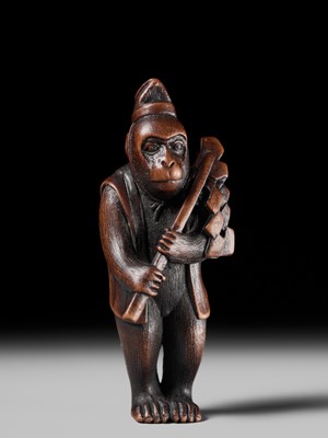 【超貴重】1997 CANOE RACES 木製優勝パドル Lot 211 - KANO TOMOKAZU: A FINE WOOD NETSUKE OF A