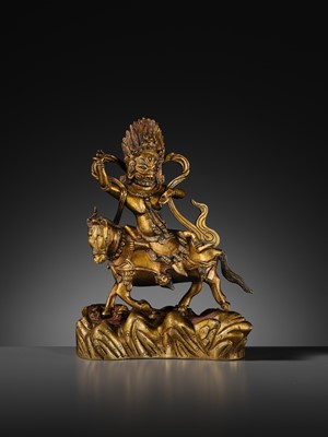 Lot 16 - A GILT BRONZE FIGURE OF SRI DEVI, PALDEN LHAMO, TIBET, 18TH CENTURY