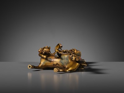 Lot 16 - A GILT BRONZE FIGURE OF SRI DEVI, PALDEN LHAMO, TIBET, 18TH CENTURY