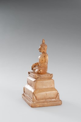 Lot 1337 - A ROCK CRYSTAL FIGURE OF BUDDHA, LUANG PRABANG, LAO KINGDOM, CIRCA 14TH-15TH CENTURY