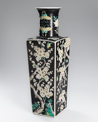 Lot 1147 - A FAMILLE NOIRE ‘BIRDS AND PRUNUS’ SQUARE BALUSTER VASE, QING DYNASTY