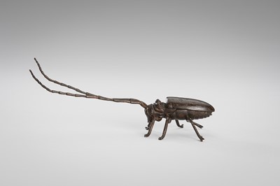 Lot 47 - AN ARTICULATED BRONZE OKIMONO OF A BEETLE