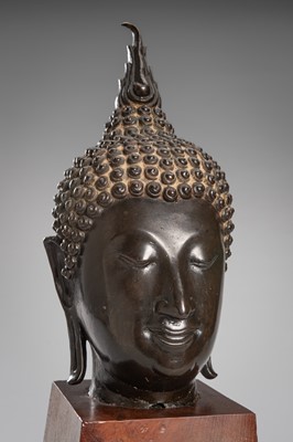 Lot 1321 - A LARGE BRONZE HEAD OF BUDDHA, SUKHOTHAI STYLE, 18TH-19TH CENTURY
