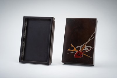 Lot 155 - A LACQUER BOX AND COVER DEPICTING WEAPONS