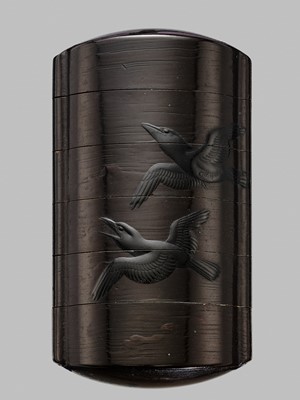 Lot 1436 - TOJU: A FINE FIVE-CASE YAMIMAKI LACQUER INRO WITH CROWS
