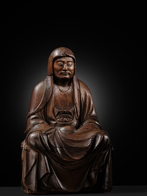 Lot 80 - A WOOD FIGURE OF DARUMA, MUROMACHI PERIOD