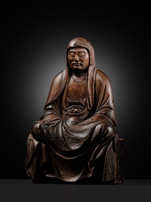 Lot 80 - A WOOD FIGURE OF DARUMA, MUROMACHI PERIOD