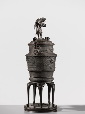 Lot 3 - SHOKAKEN: A LARGE BRONZE KORO (INCENSE BURNER) AND COVER WITH KARASU TENGU