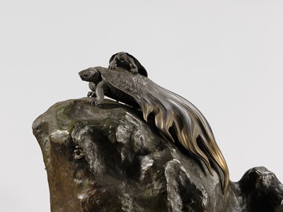Lot 38 - NOGAMI RYUKI: A SUPERB BRONZE OKIMONO OF A MINOGAME AND YOUNG