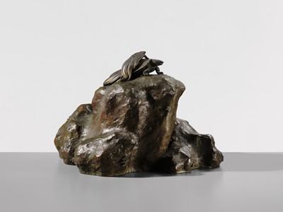 Lot 38 - NOGAMI RYUKI: A SUPERB BRONZE OKIMONO OF A MINOGAME AND YOUNG