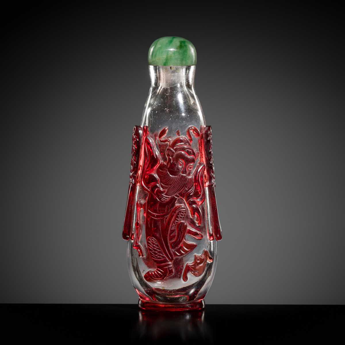 Lot 466 - A FINE RED OVERLAY COLORLESS GLASS