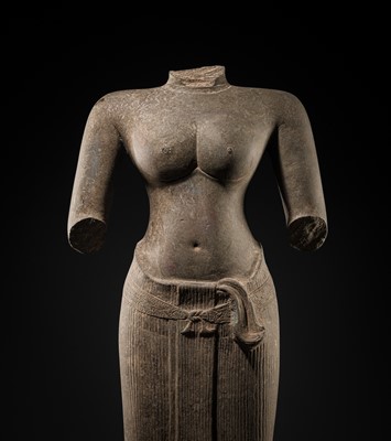 Lot 366 - A SANDSTONE TORSO OF A FEMALE DEITY, BAPHUON STYLE, SECOND HALF OF THE 11TH CENTURY