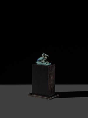 Lot 51 - AN ‘IBIS’ AMULET, BLUE AND GREEN BICHROME FAIENCE, LATE PERIOD, DYNASTY XXV-XXXI