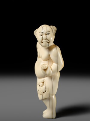 Lot 105 - A SUPERB IVORY NETSUKE OF A SUMO WRESTLER