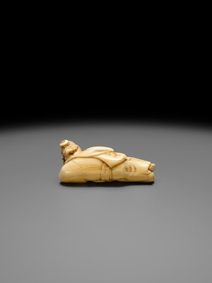 Lot 103 - AN EARLY IVORY NETSUKE OF OKAME WITH CHILD