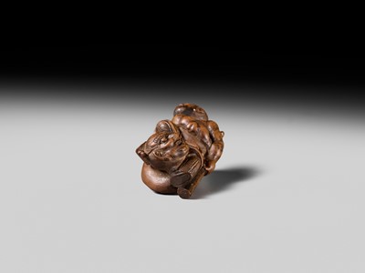 Lot 133 - A RARE WOOD NETSUKE OF ROCHISHIN