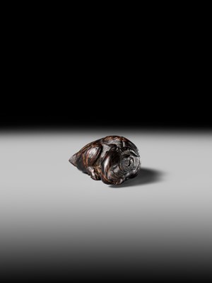 Lot 157 - A RARE UMIMATSU NETSUKE OF A GOAT