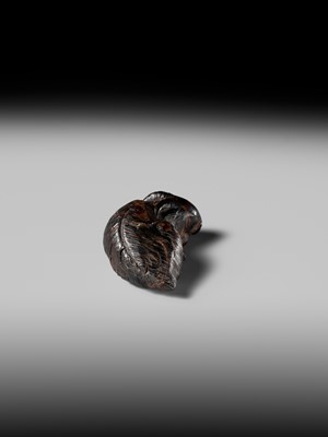 Lot 157 - A RARE UMIMATSU NETSUKE OF A GOAT